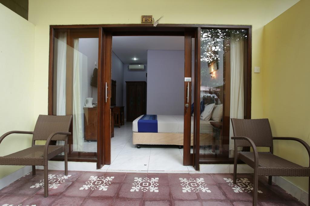 فندق Reddoorz @ Pantai Cemara Sanur المظهر الخارجي الصورة