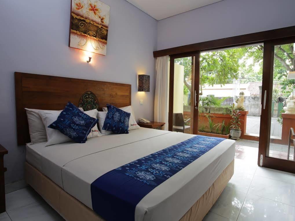 فندق Reddoorz @ Pantai Cemara Sanur المظهر الخارجي الصورة